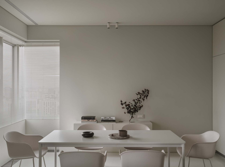 Белая квартира 60 кв. метров в Москве: проект Kodd Bureau