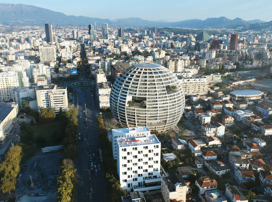 Спортивная сферическая арена в Албании от MVRDV