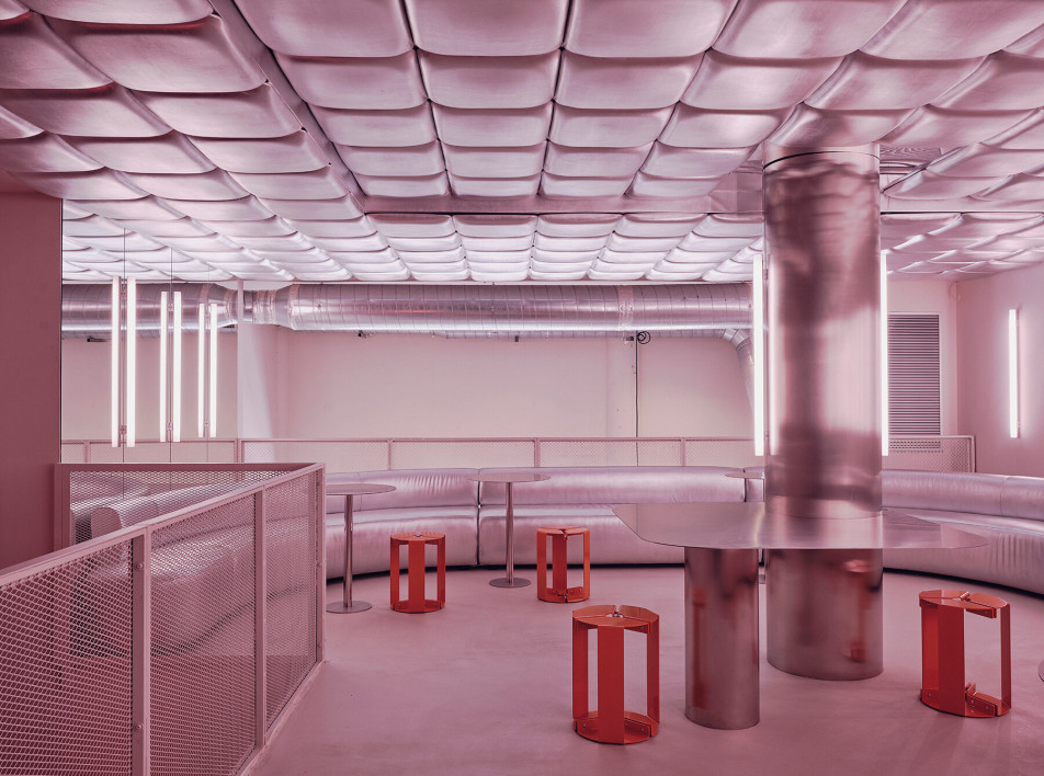 Футуристичный ресторан в Барселоне по проекту Изерна Серра