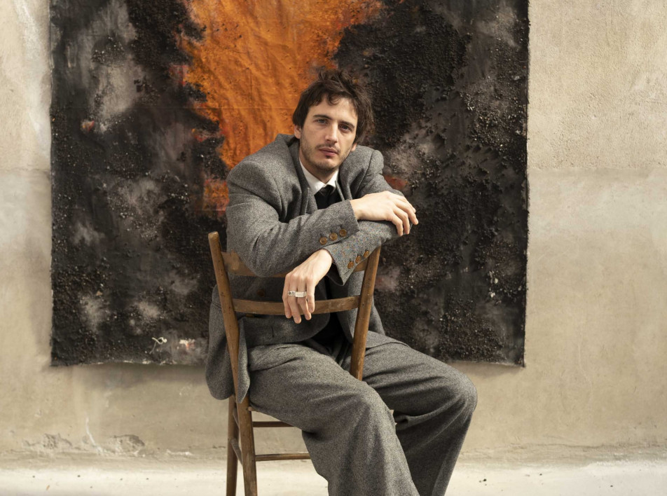 Новые имена: пять молодых авторов и их эксперименты с материалами и границами жанра