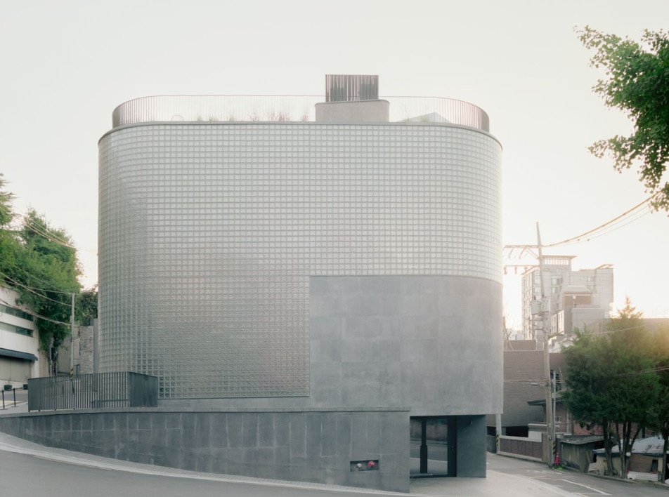 Бетонный бутик ManMade в Сеуле: проект Stocker Lee Architetti