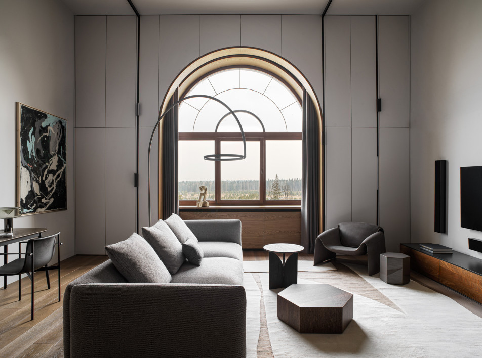 Квартира с арочным окном и стеклянной спальней: проект Наталии Рыбаковой