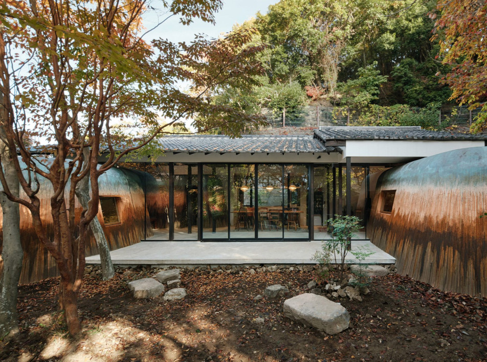 «Керамические» пристройки к дому в Японии от студии Aatismo