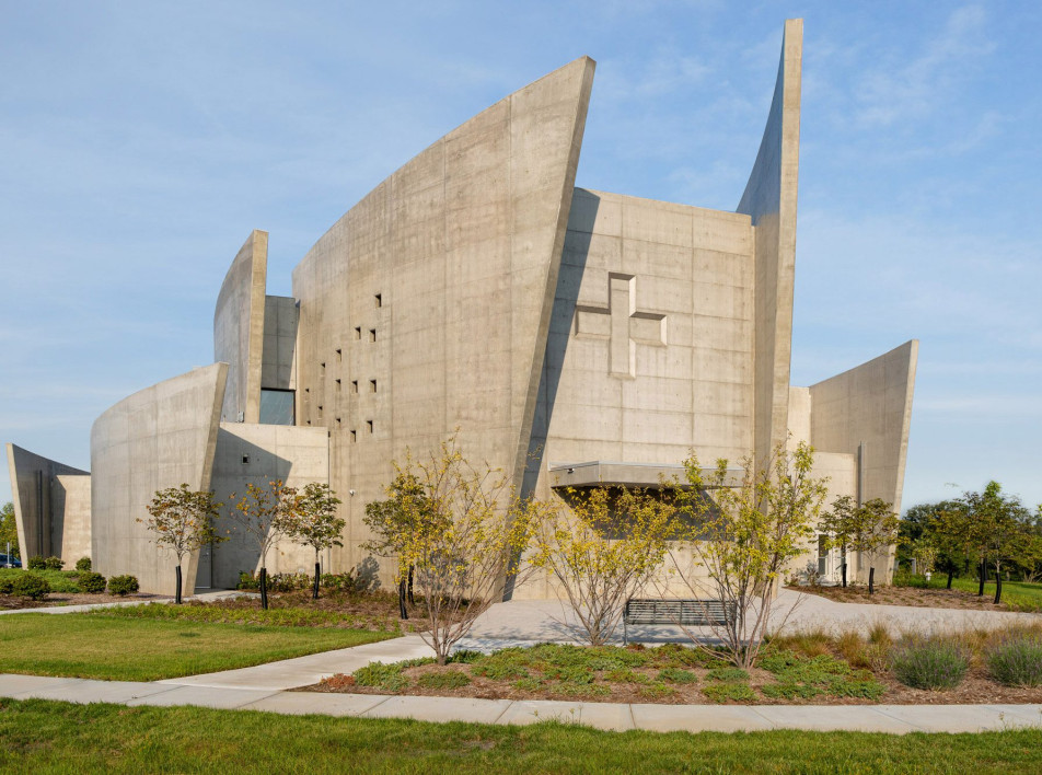 Бетонная церковь в Миссури: проект Design Alliance Architects