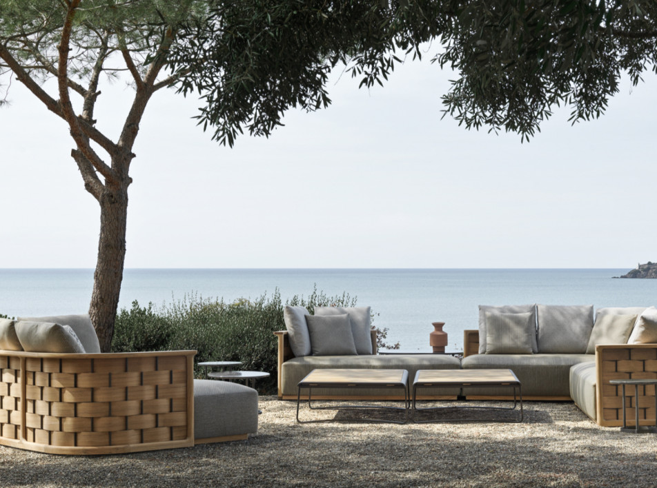 HOMEART презентовал коллекцию уличной мебели Molteni&C в Yauza Place