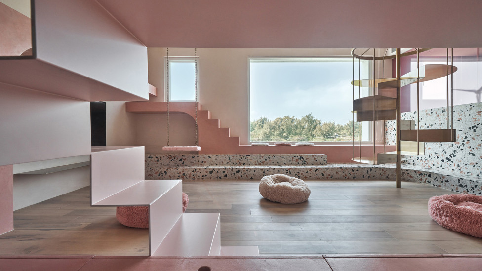 KC Dеsign Studio: розовый дом с мебелью для кошек