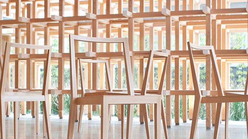 Мебель архитектора Кенго Кумы на выставке в Амстердаме