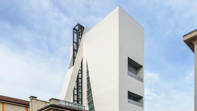 Рем Колхас достроил башню для Fondazione Prada