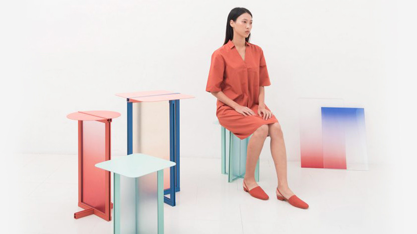 Femme Atelier: столики из цветного акрила