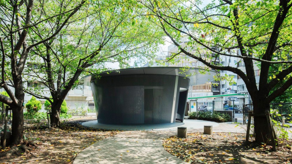 Тадао Андо: общественный туалет в Токио