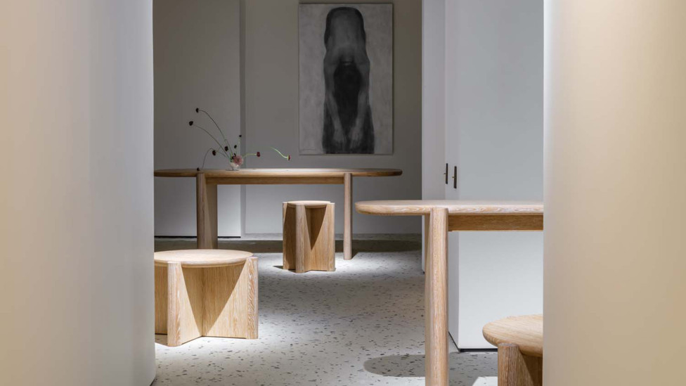 Тренды 2023/2024: деревянная мебель в духе soft minimal