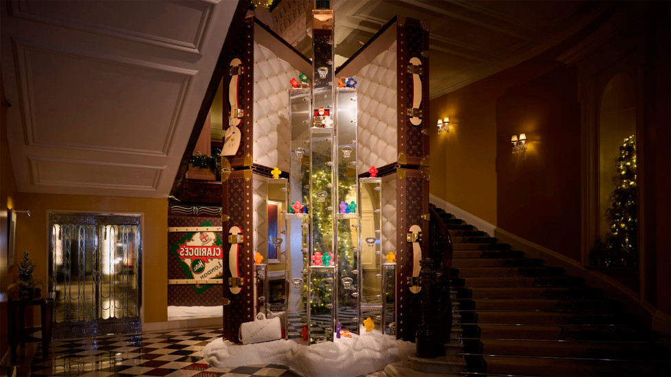 Рождественская елка Louis Vuitton в отеле Claridge's