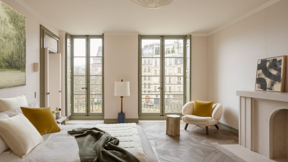 AFTER BACH: парижская квартира в здании XVII века