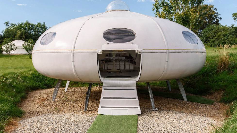 Airbnb  продлил конкурс на самый странный гостевой дом мира