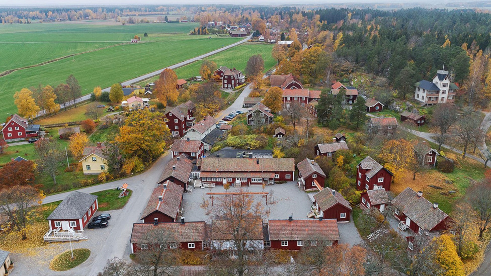 Шведская деревня продается за 7,5 млн долларов