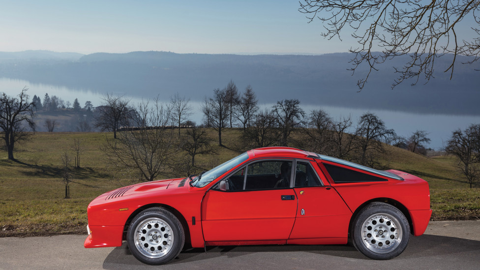 Прототип раллийного автомобиля Lancia 037 продадут с аукциона