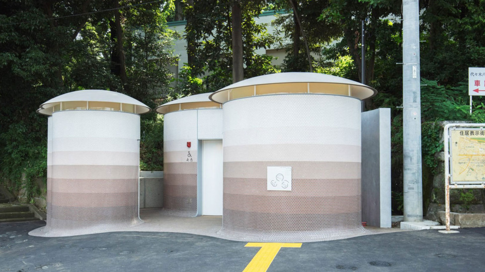 Общественный туалет в Токио по проекту Тойо Ито