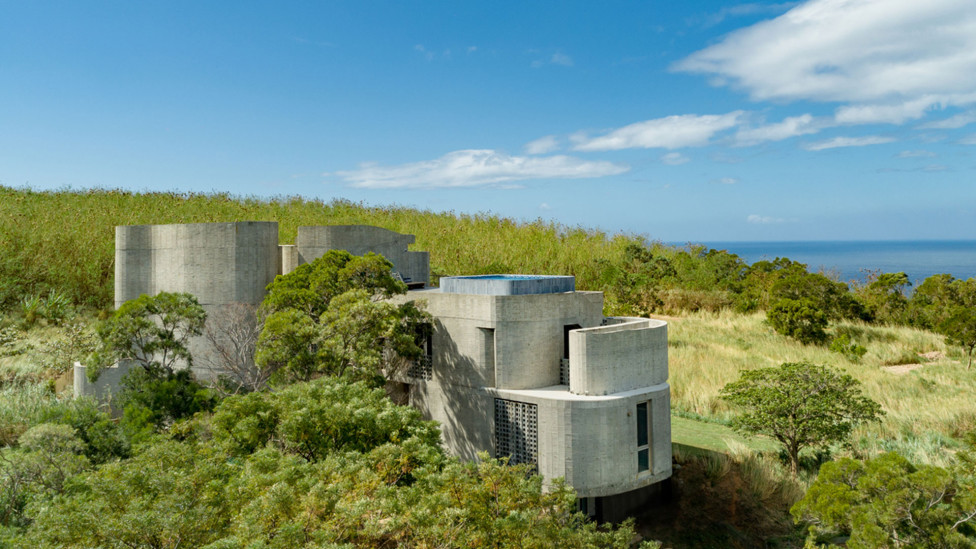 XRANGE Architects: бетонный отель на Тайване