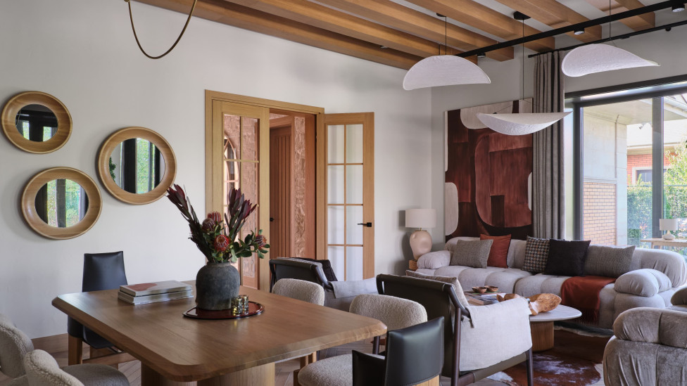 Загородный дом в стиле современного шале: проект Алены Красатулиной под Алматы