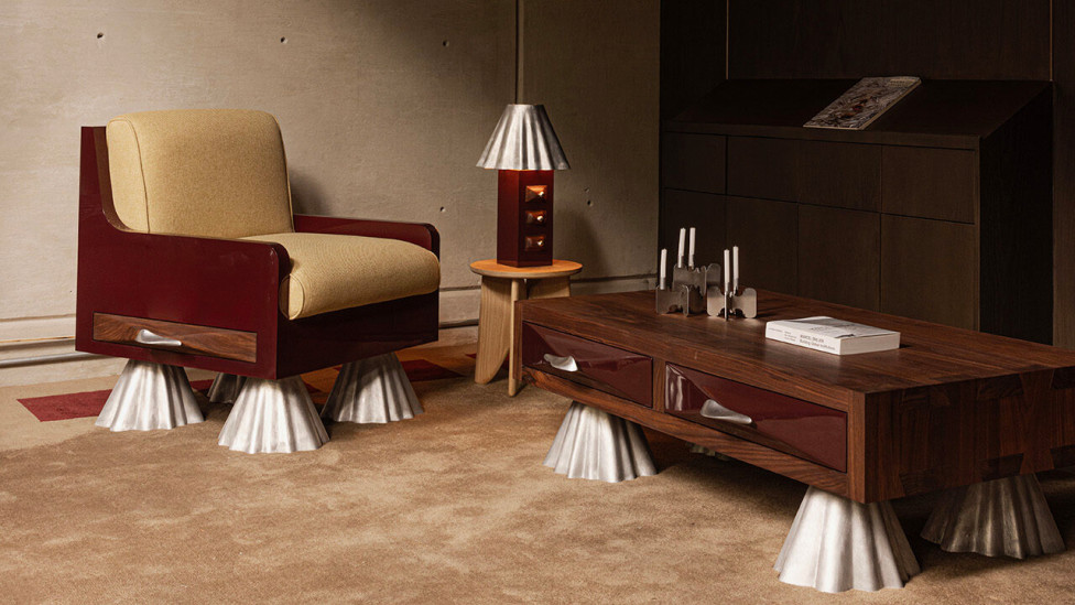 Bells & Whistles от Кики Готи и Toro Manifesto: литье колоколов как метафора дизайна